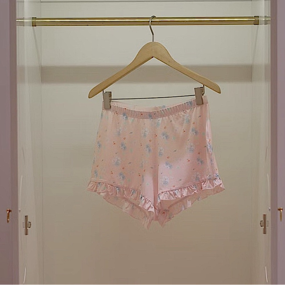 NWT Djerf Avenue 🌸SHORTS🌸 - Picture 8 of 9